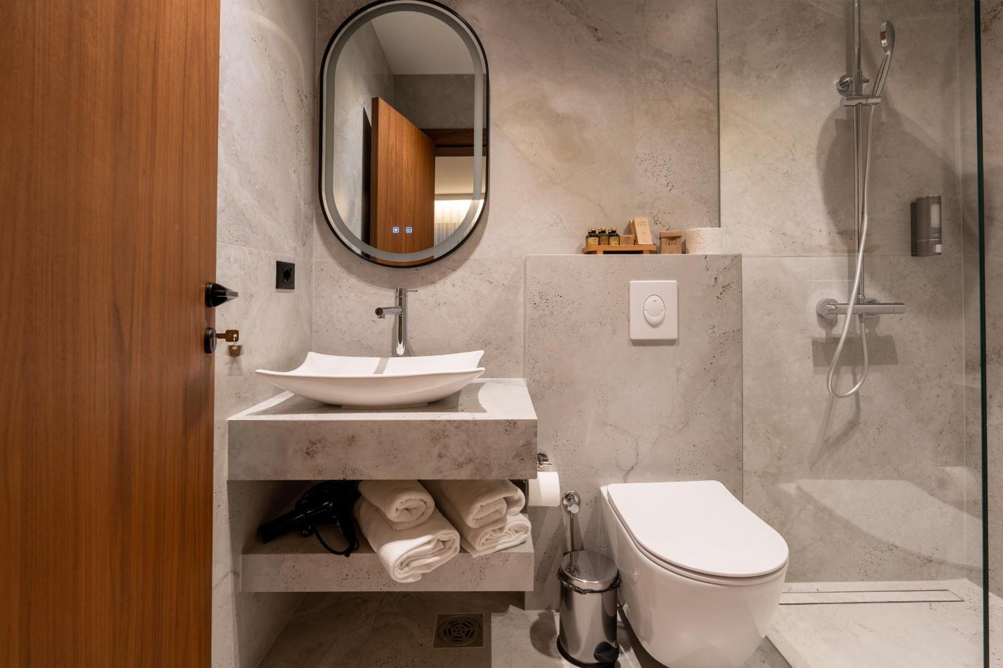Ruby Hotel Prishtina 프리슈티나 외부 사진