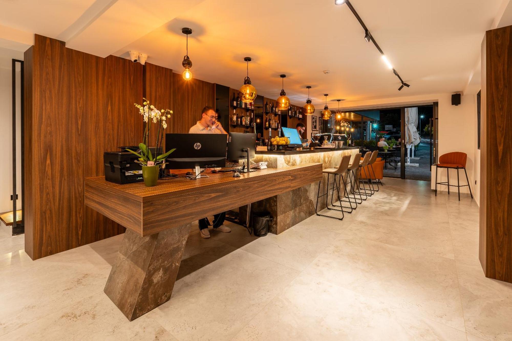 Ruby Hotel Prishtina 프리슈티나 외부 사진
