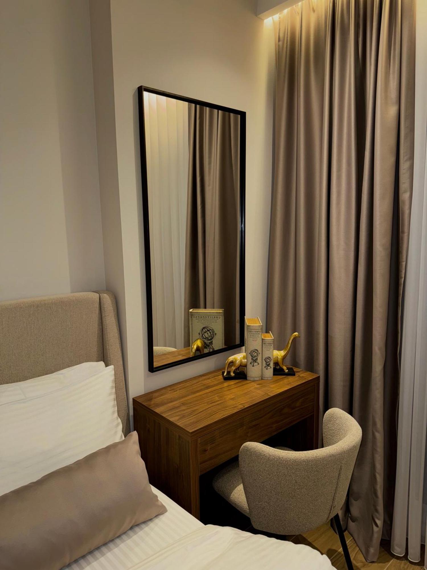 Ruby Hotel Prishtina 프리슈티나 외부 사진