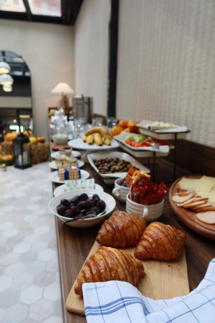 Ruby Hotel Prishtina 프리슈티나 외부 사진